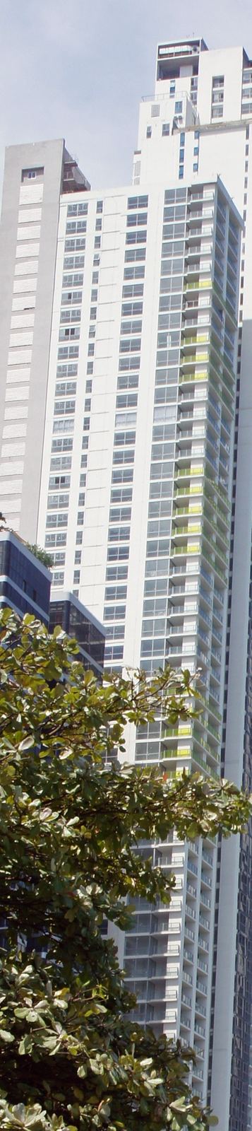 Arts Tower, torre residencial blanca en la Ciudad de Panamá